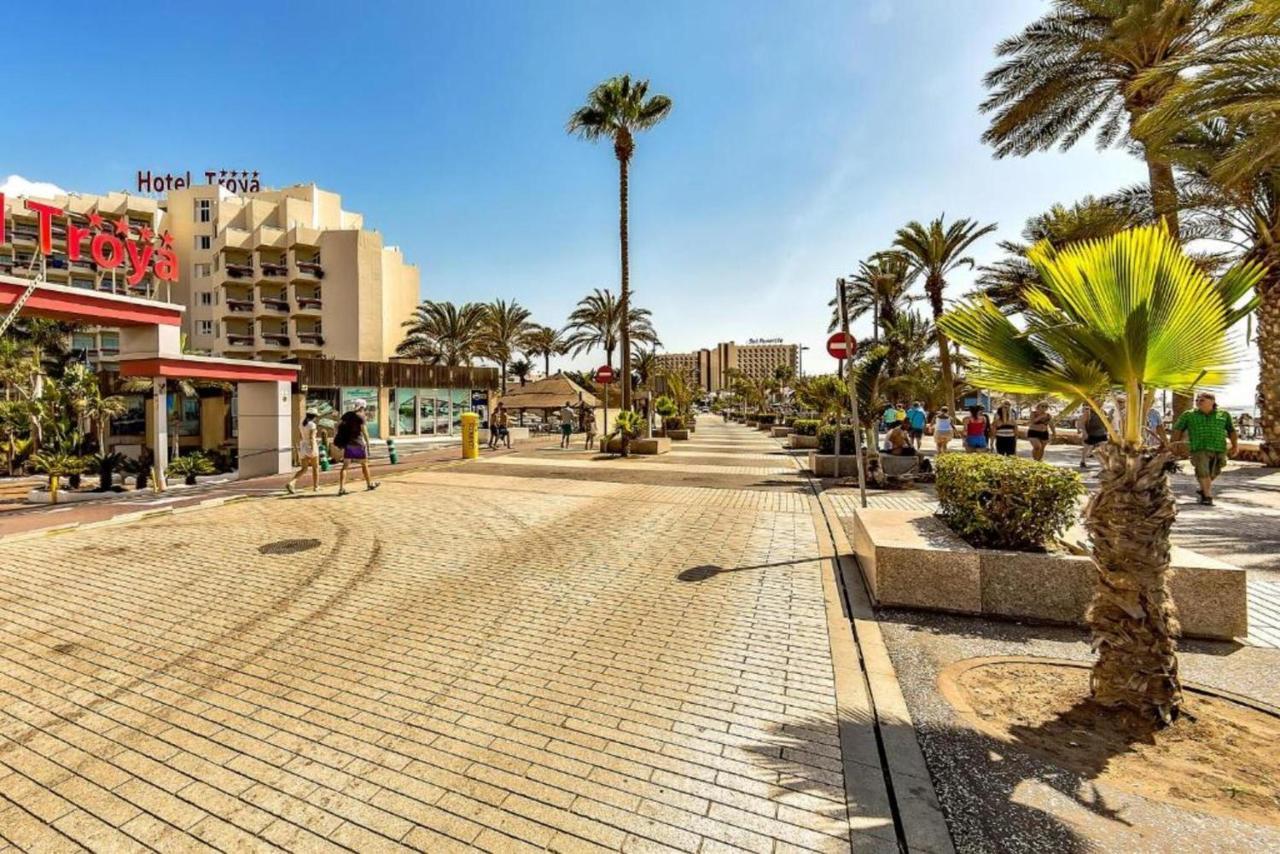 Two Bedroom Apartment With Wifi, Close To The Beach, In Playa De Las Americas Экстерьер фото